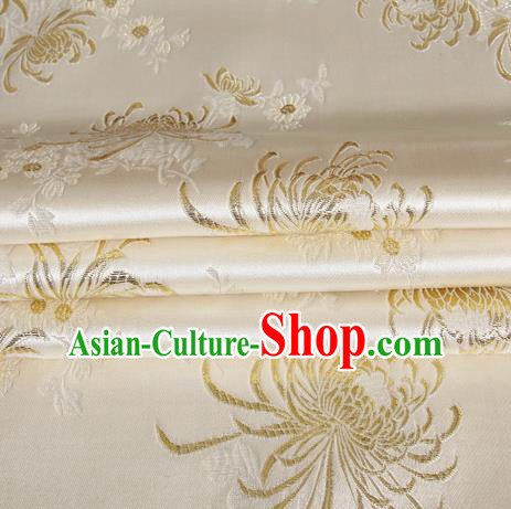 Chinese Royal Palace Traditional Costume Chrysanthemum Pattern White Satin Brocade Fabric, Chinese Ancient Clothing Drapery Hanfu Cheongsam Material