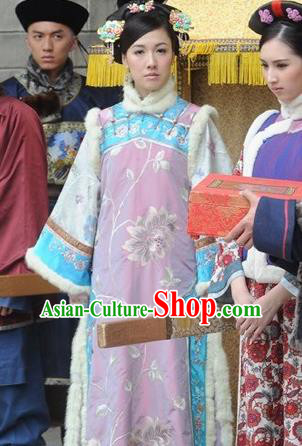 Traditional Ancient Chinese Imperial Consort Costume, Chinese Qing Dynasty Manchu Lady Dress, Chinese Mandarin Robes Imperial Concubine Embroidered Clothing for Women