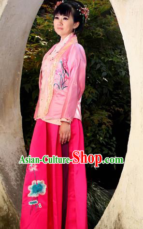 Traditional Ancient Chinese Female Costume, Elegant Hanfu Clothing Chinese Ming Dynasty Imperial Emperess Embroidered Clothing for Women