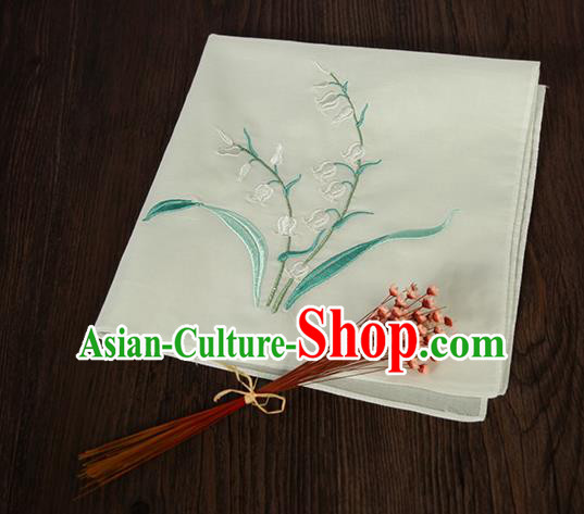 Traditional Ancient Chinese Palace Embroidered Keiskei Beige Handkerchief for Women