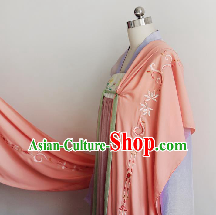 Traditional Ancient Chinese Female Costume Cardigan Cappa, Elegant Hanfu Brocade Scarf Chinese Ming Dynasty Palace Lady Embroidered Twin  Lotuses Wearing Silks Clothing for Women