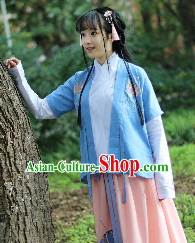 Traditional Ancient Chinese Female Costume Cardigan, Elegant Hanfu Coat Chinese Ming Dynasty Palace Lady Embroidered Lantern Clothing for Women