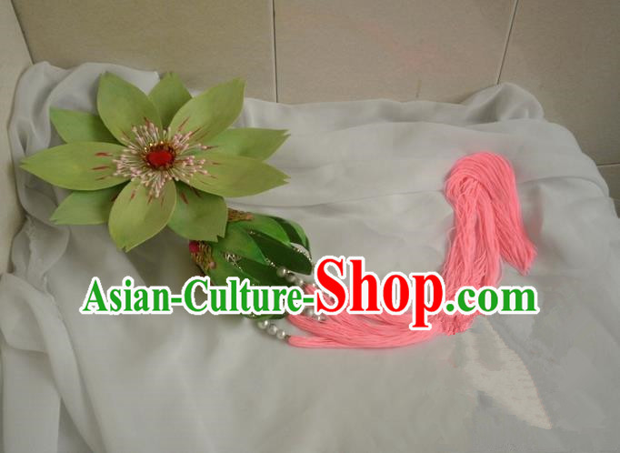 Traditional Chinese Handmade Ancient Green Lotus Tassel Lamp