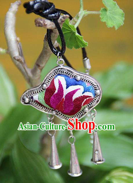 Traditional Chinese Miao Nationality Crafts Hmong Handmade Silver Embroidery Pendant, Ethnic Minority Miao Necklace Accessories Bells Pendant for Women