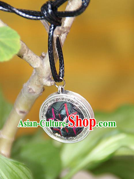 Traditional Chinese Miao Nationality Crafts, Hmong Handmade Miao Silver Embroidery Round Pendant, Miao Ethnic Minority Black Rope Necklace Accessories Pendant for Women