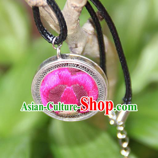 Traditional Chinese Miao Nationality Crafts, Hmong Handmade Miao Silver Embroidery Flowers Round Pendant, Miao Ethnic Minority Black Rope Necklace Accessories Pendant for Women