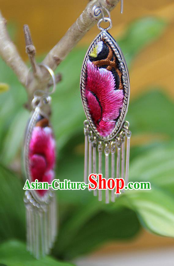 Traditional Chinese Miao Nationality Crafts, Hmong Handmade Miao Silver Embroidery Flowers Tassel Earrings, Miao Ethnic Minority Eardrop Accessories Ear Pendant for Women