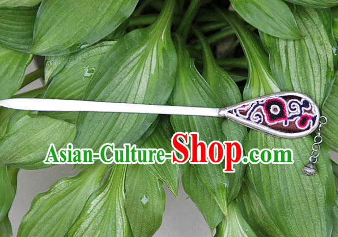 Traditional Chinese Miao Nationality Crafts Jewelry Accessory, Hmong Handmade Embroidery Miao Silver Hairpin, Miao Ethnic Minority Bells Hair Fascinators Hairpins for Women