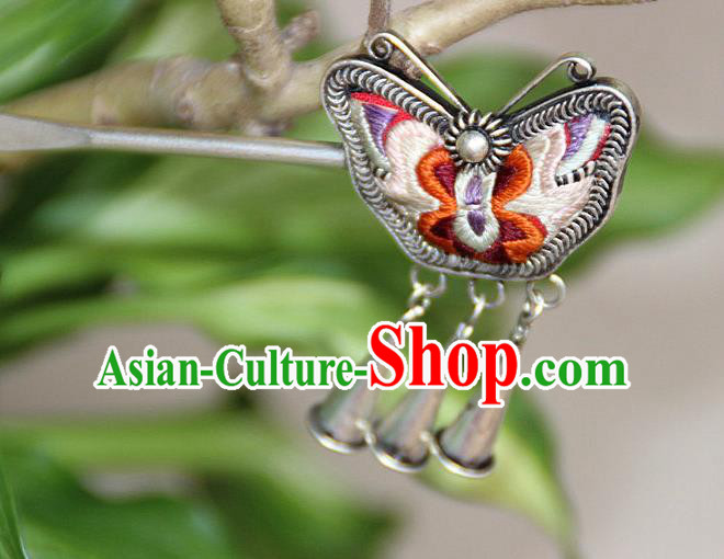 Traditional Chinese Miao Nationality Crafts Jewelry Accessory, Hmong Handmade Embroidery Miao Silver Butterfly Hairpin, Miao Ethnic Minority Bells Hair Fascinators Hairpins for Women