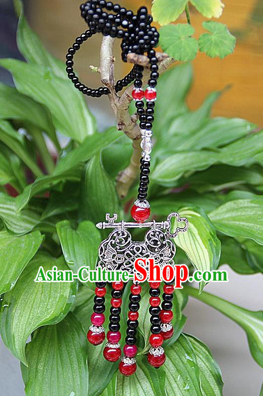 Traditional Chinese Miao Nationality Crafts Jewelry Accessory, Hmong Handmade Miao Silver Beads Tassel Chinese Knot Longevity Lock Pendant, Miao Ethnic Minority Necklace Accessories Sweater Chain Pendant for Women