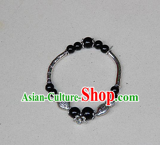 Traditional Chinese Miao Nationality Crafts Jewelry Accessory Bangle, Hmong Handmade Miao Silver Black Beads Bracelet, Miao Ethnic Minority Bracelet Accessories for Women