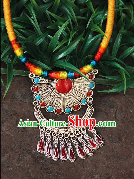 Traditional Chinese Miao Ethnic Minority Necklace, Hmong Handmade Colorized Collar Pendant, Miao Ethnic Jewelry Accessories Bells Necklace for Women