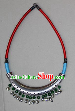 Traditional Chinese Miao Ethnic Minority Necklace, Hmong Handmade Silver Longevity Lock, Miao Ethnic Jewelry Accessories Collarbone Chain Necklace for Women