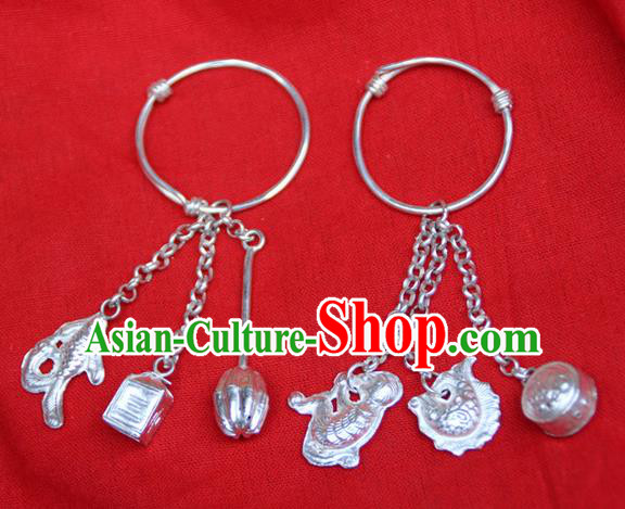 Traditional Chinese Miao Ethnic Minority Miao Silver Baby Bracelet, Hmong Handmade Silver Bells Bracelet Jewelry Accessories for Children