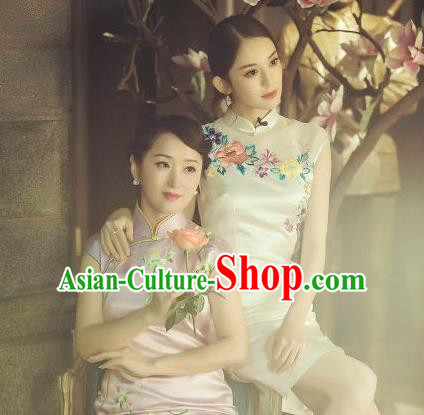 Traditional Chinese Female Costumes Chinese Classic Clothes Chinese Silk Embroidered Cheongsam Tang Suits Dress for Women