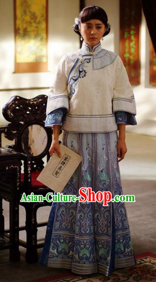 Traditional Ancient Chinese Costume Xiuhe Suit, Chinese Late Qing Dynasty Female Dress, Republic of China Embroidered Blue Clothing for Women