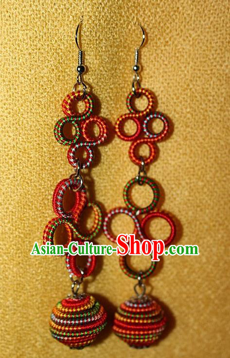 Traditional Chinese Miao Nationality Crafts Jewelry Accessory Classical Earbob Accessories, Hmong Handmade Kinking Palace Lady Earrings, Miao Ethnic Minority Weave Eardrop for Women