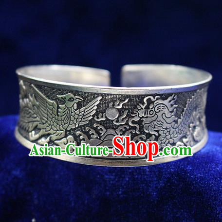 Traditional Chinese Miao Nationality Crafts Jewelry Accessory Bangle, Hmong Handmade Miao Silver Dragon Phoenix Bracelet, Miao Ethnic Minority Silver Bracelet Accessories for Women