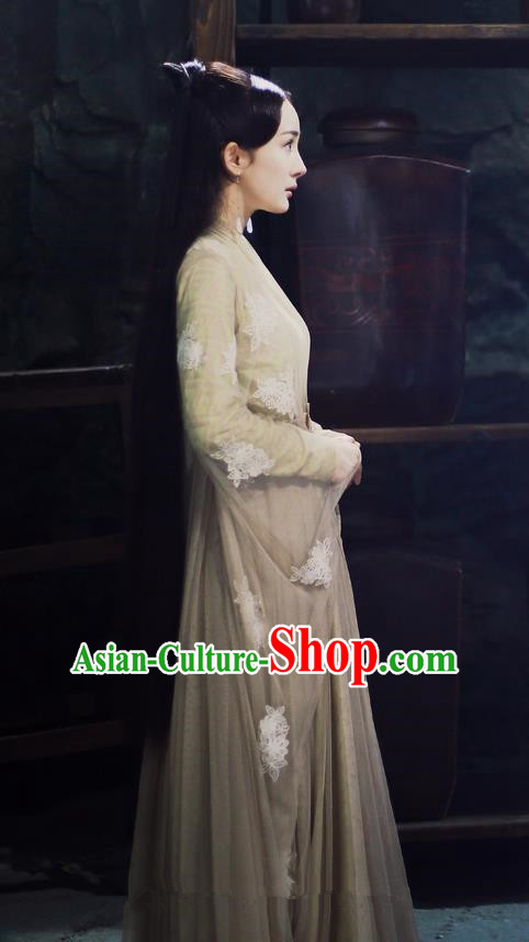 Traditional Ancient Chinese Myth Fairy Costume, Elegant Hanfu Palace Lady Dance Dress, Chinese Teleplay Ten great III of peach blossom Role Bai qian Han Dynasty Imperial Princess Tailing Embroidered Clothing for Women