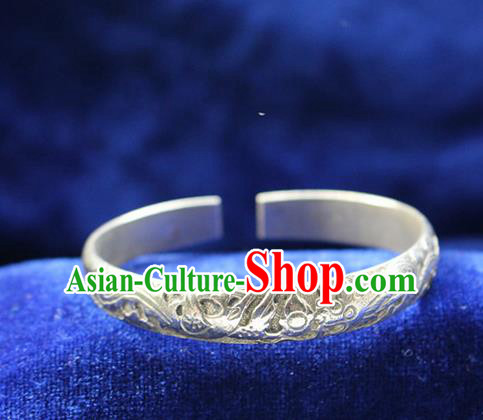 Traditional Chinese Miao Nationality Crafts Jewelry Accessory Bangle, Hmong Handmade Miao Silver Classical Dragons and Phoenixes Bracelet, Miao Ethnic Minority Silver Bracelet Accessories for Women