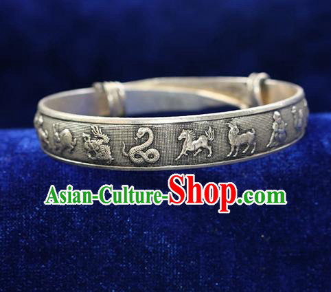 Traditional Chinese Miao Nationality Crafts Jewelry Accessory Bangle, Hmong Handmade Miao Silver Classical Chinese Zodiac Bracelet, Miao Ethnic Minority Silver Bracelet Accessories for Women