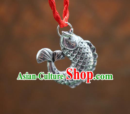 Traditional Chinese Miao Nationality Crafts Jewelry Accessory, Hmong Handmade Miao Silver Fish Pendant, Miao Ethnic Minority Necklace Accessories Sweater Chain Pendant for Women