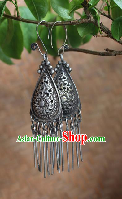 Traditional Chinese Miao Nationality Crafts Jewelry Accessory Classical Earbob Accessories, Hmong Handmade Miao Silver Tassel Palace Lady Earrings, Miao Ethnic Minority Eardrop for Women