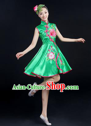 Traditional Chinese Yangge Fan Dancing Costume, Folk Dance Yangko Peony Uniforms, Classic Umbrella Dance Elegant Dress Drum Dance Green Cheongsam Clothing for Women