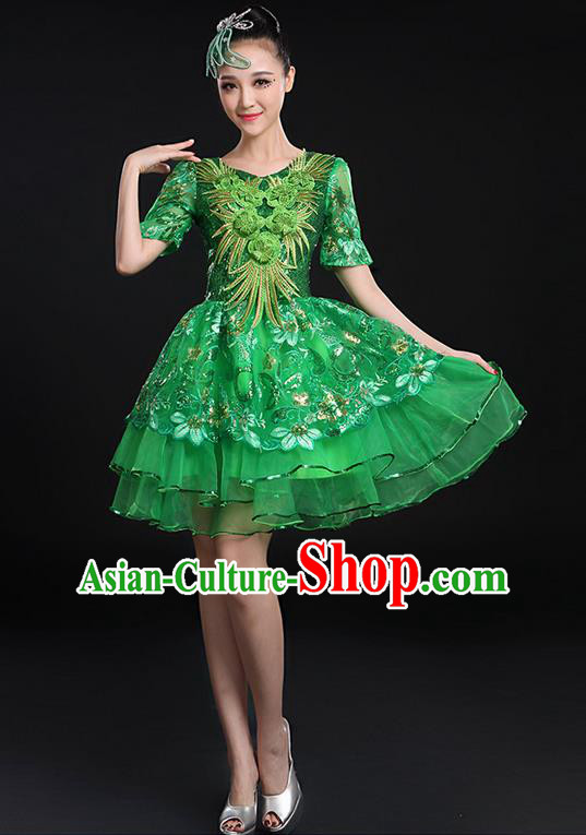 Traditional Chinese Modern Dancing Compere Costume, Women Opening Classic Chorus Singing Group Dance Paillette Uniforms, Modern Dance Bubble Short Green Dress for Women