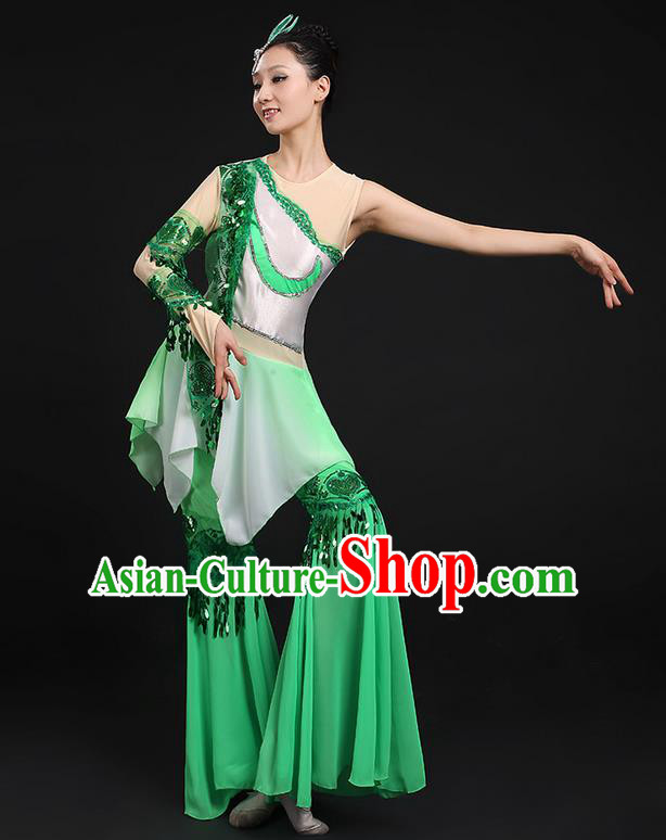 Traditional Chinese Yangge Fan Dancing Costume, Folk Dance Yangko Flowers Paillette Green Uniforms, Classic Umbrella Dance Elegant Dress Drum Dance Clothing for Women