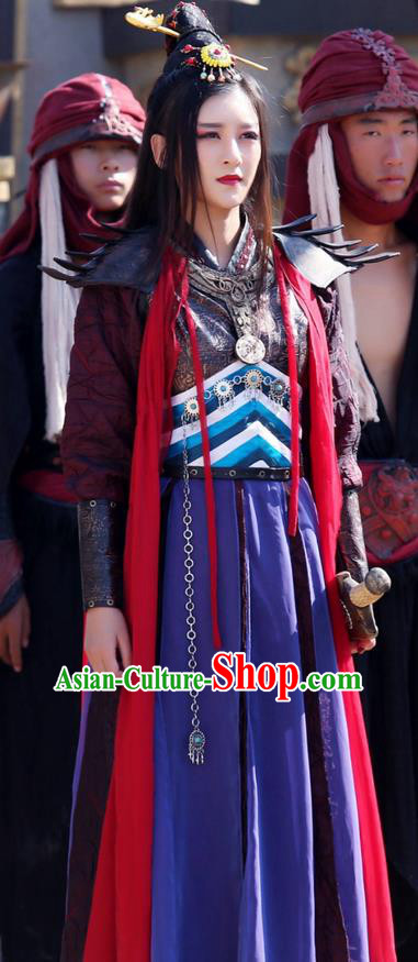 Traditional Ancient Chinese Chivalrous Swordswoman Costume, Chinese Ming Dynasty Chivalrous Woman Bandits Dress, Cosplay Chinese Television Drama Vagabondize Heroine Hanfu Trailing Embroidery Clothing for Women