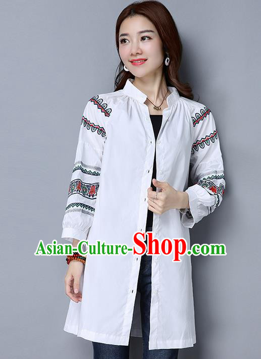 Traditional Chinese National Costume, Elegant Hanfu Embroidery White Shirt, China Tang Suit Republic of China Chirpaur Blouse Cheong-sam Upper Outer Garment Qipao Shirts Clothing for Women