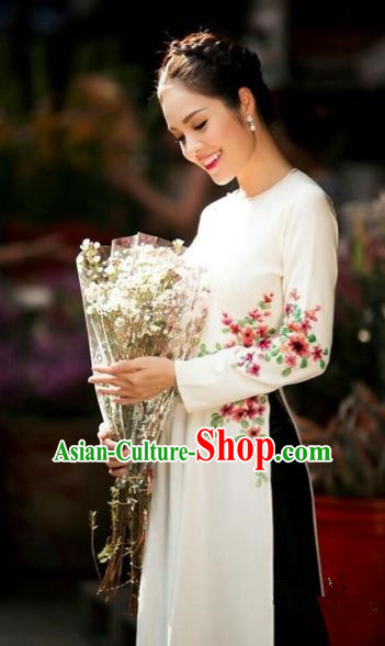 Traditional Top Grade Asian Vietnamese Costumes Dance Dress, Vietnam National Female Handmade Queen Embroidery Flowers Ao Dai Dress Cheongsam Clothing for Women