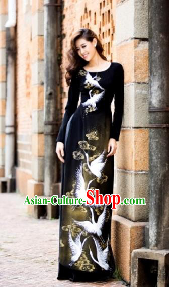 Traditional Top Grade Asian Vietnamese Costumes Classical Painting Cranes Full Dress, Vietnam National Ao Dai Dress Catwalks Black Qipao for Women