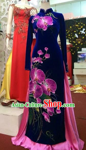 Traditional Top Grade Asian Vietnamese Costumes Classical Hand Painting Full Dress Dance Cothing, Vietnam National Ao Dai Dress Catwalks Debutante Pleuche Qipao for Women