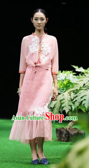 Traditional Top Grade Asian Vietnamese Costumes Classical Embroidery Cheongsam, Vietnam National Wedding Bride Pink Ao Dai Dress for Women