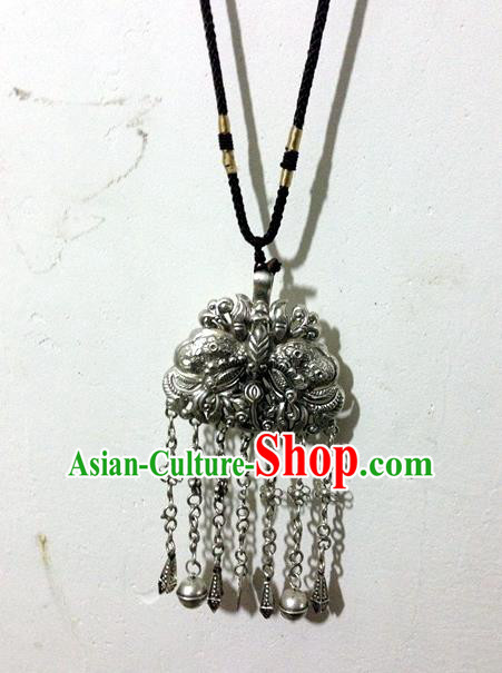 Traditional Handmade Chinese Ancient Classical Miao Sliver Bells Accessories Pendant Sweater Chain Necklace for Women
