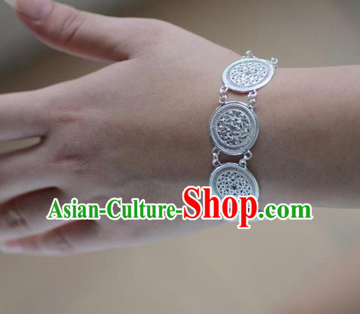 Traditional Handmade Chinese Miao Nationality Ancient Classical Bracelets Accessories Hmong Sliver Chain Bracelet for Women