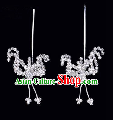 Chinese Ancient Peking Opera Hair Accessories Young Lady Headwear, Traditional Chinese Beijing Opera Head Ornaments Hua Tan White Crystal Bat Hairpins