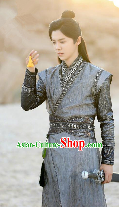 Traditional Ancient Chinese Tang Dynasty Swordsman Costume, Fighter of the Destiny Young Men Clothing Taoist Priest Cloth