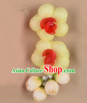 Chinese Ancient Peking Opera Hair Accessories Diva Temple Yellow Flowers Hairpins, Traditional Chinese Beijing Opera Princess Hua Tan Hair Clasp Head-ornaments