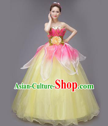 Traditional Chinese Modern Dance Compere Performance Costume, China Opening Dance Chorus Full Dress, Classical Lotus Dance Big Swing Yellow Veil Bubble Dress for Women