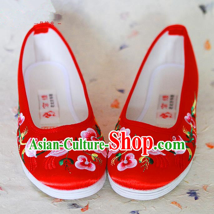 Traditional Chinese Wedding Shoes Xiuhe Red Shoes, Ancient Chinese Bride Embroidered Cloth Shoes for Women