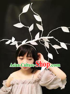 Top Grade Halloween Masquerade Ceremonial Occasions Handmade Model Show Baroque White Leaf Headwear, Brazilian Carnival Hair Clasp Headdress for Women