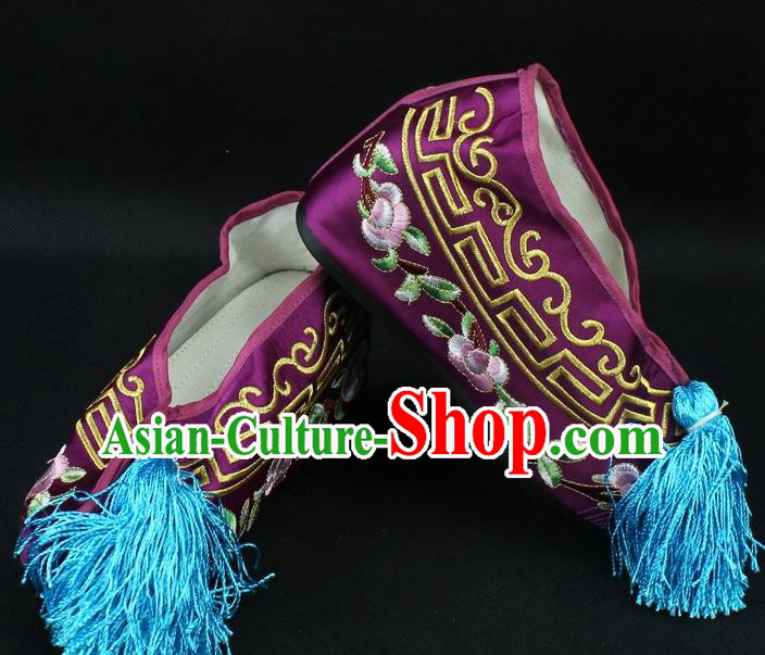 Traditional China Beijing Opera Hua Tan Diva Embroidered Shoes, Ancient Chinese Peking Opera Young Lady Princess Purple Blood Stained Shoes