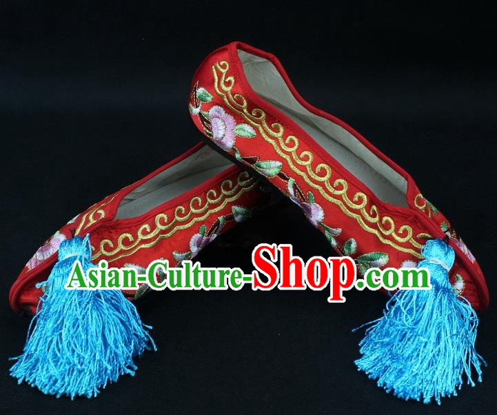 Traditional China Beijing Opera Hua Tan Embroidered Red Shoes, Ancient Chinese Peking Opera Young Lady Diva Princess Blood Stained Shoes