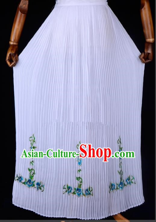 Traditional China Beijing Opera Young Lady Hua Tan Costume Embroidered Pleated Skirt, Ancient Chinese Peking Opera Diva Embroidery Bust Skirt