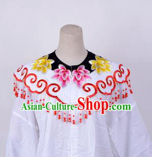 Traditional China Beijing Opera Young Lady Hua Tan Costume Princess Embroidered Red Cloud Shoulder, Ancient Chinese Peking Opera Diva Embroidery Cappa Clothing