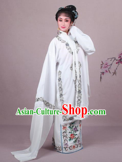 Top Grade Professional Beijing Opera Female Role Costume White Embroidered Cape, Traditional Ancient Chinese Peking Opera Diva Embroidery Clothing