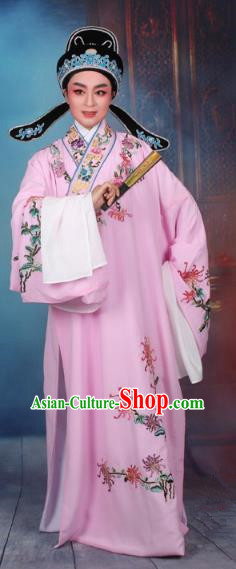 Top Grade Professional Beijing Opera Niche Costume Gifted Scholar Pink Embroidered Robe, Traditional Ancient Chinese Peking Opera Young Men Embroidery Chrysanthemum Clothing